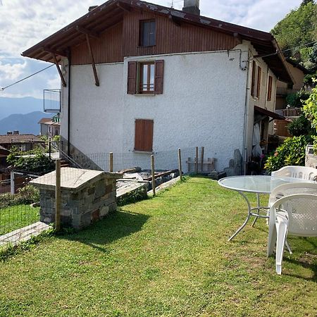 Casa Savina - Stupenda Vista Lago E Monti プレージオ エクステリア 写真