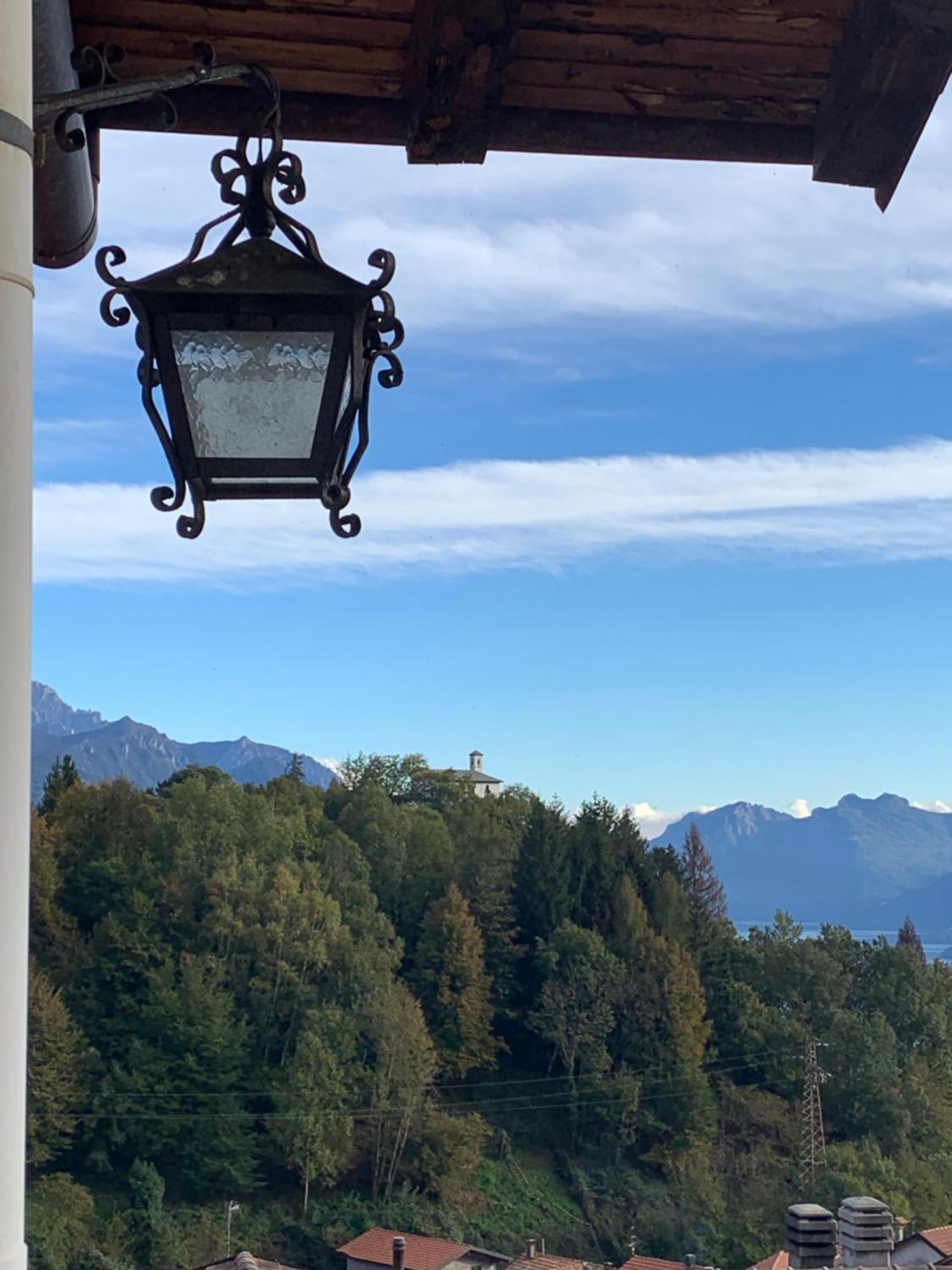 Casa Savina - Stupenda Vista Lago E Monti プレージオ エクステリア 写真
