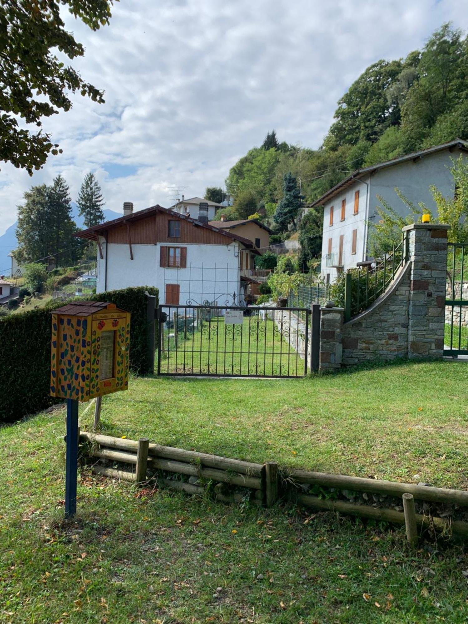 Casa Savina - Stupenda Vista Lago E Monti プレージオ エクステリア 写真