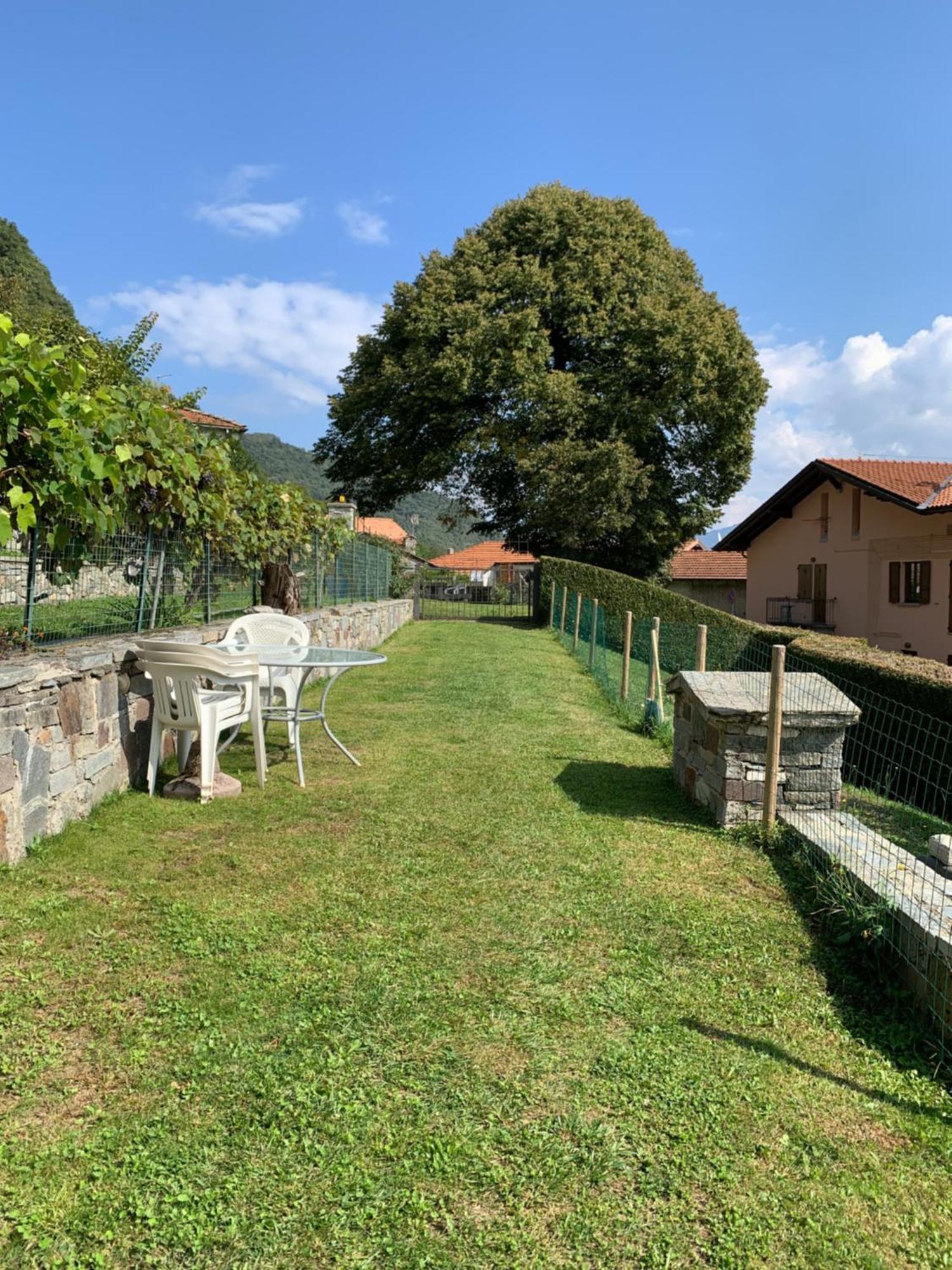 Casa Savina - Stupenda Vista Lago E Monti プレージオ エクステリア 写真