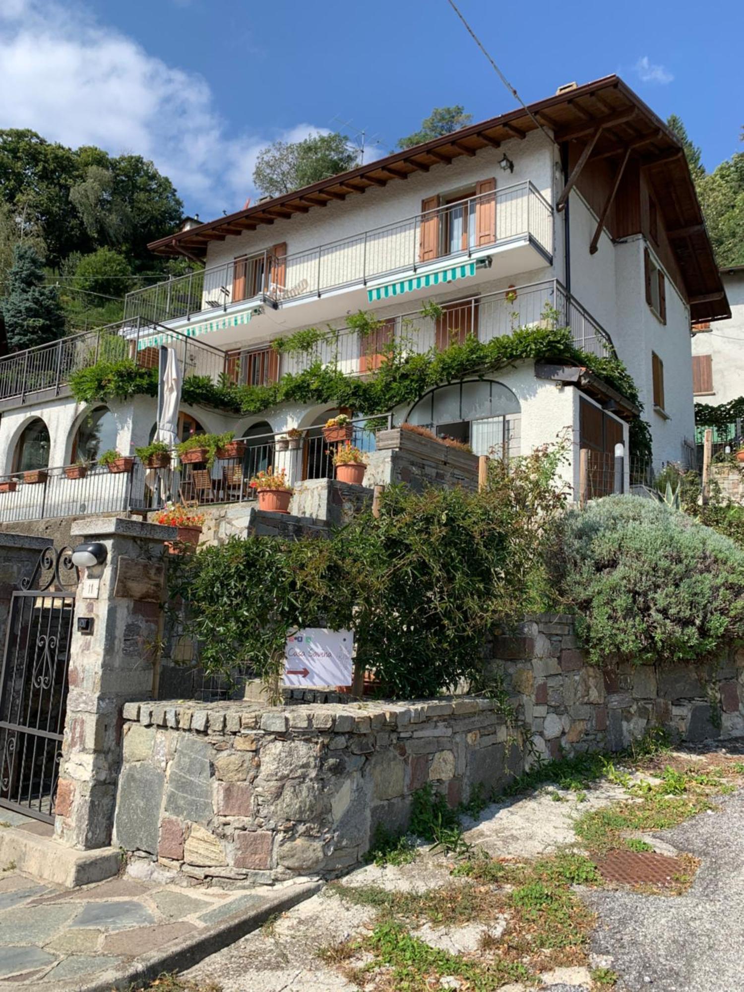 Casa Savina - Stupenda Vista Lago E Monti プレージオ エクステリア 写真